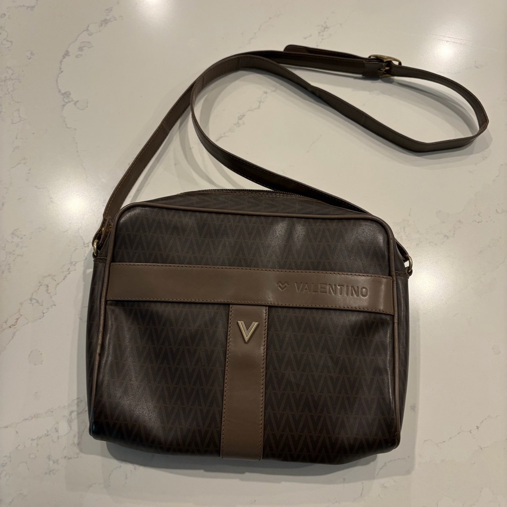 Vintage Mario Valentino vinyl/leather Brown monogram crossbody Bag authentic